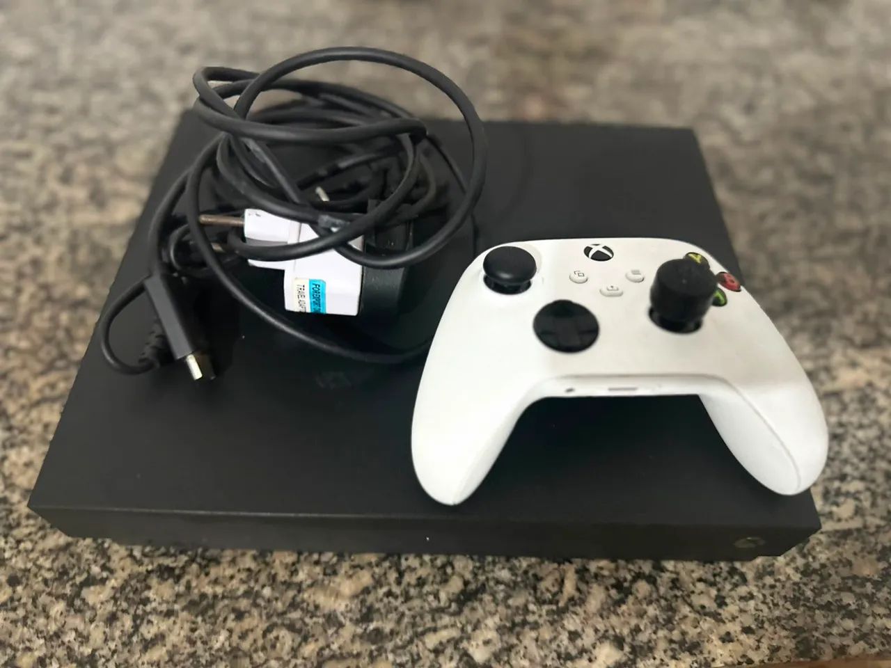 XBOX ONE X 1T 