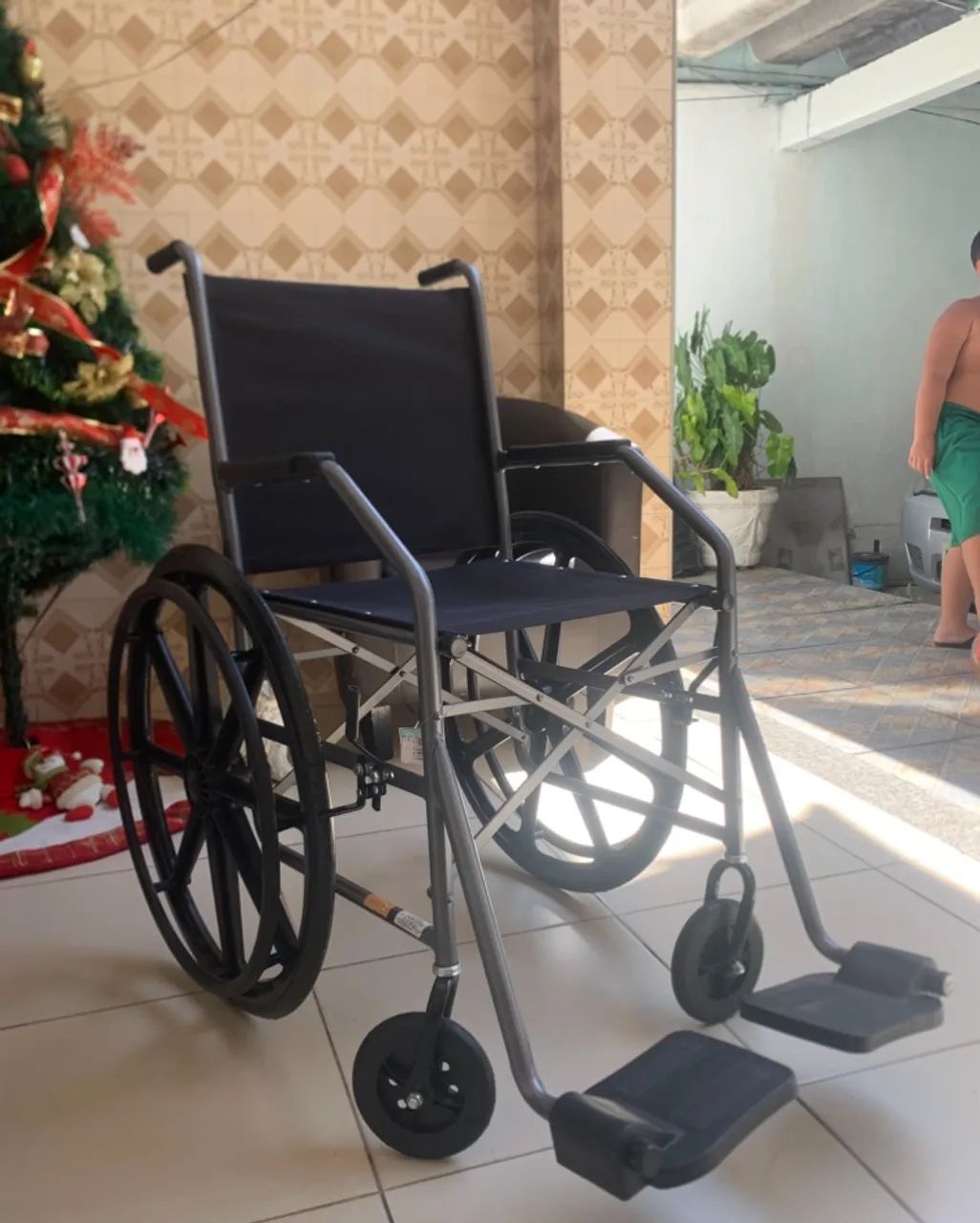 Cadeira de rodas - Foto 2