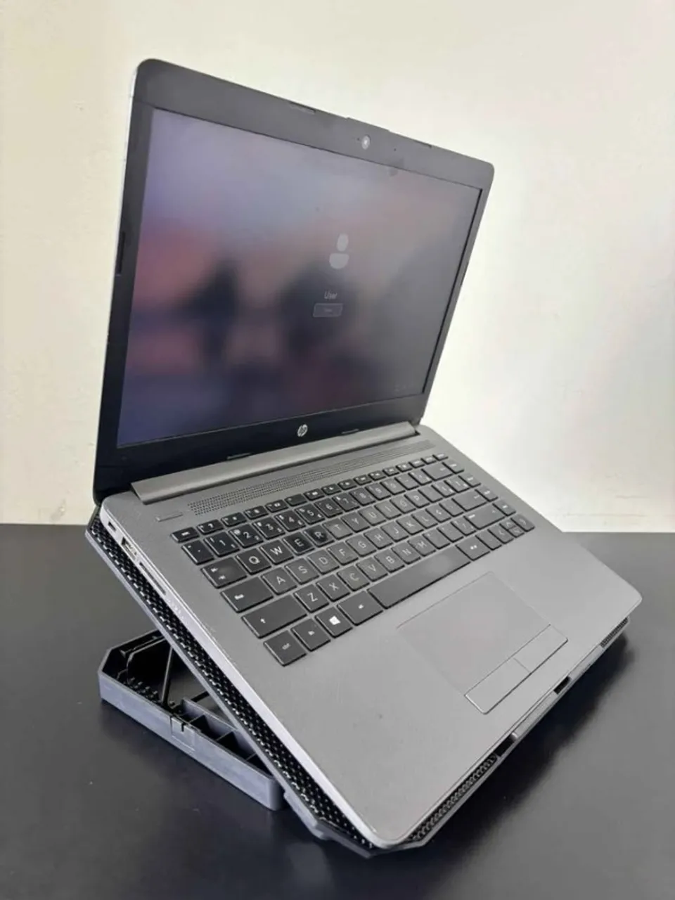 Acer 第7世代i5/SSD240GB/6GB/Office2021 Notebook Acer | i5 7ª Geração | 8GB | SSD 256GB | Tela 15.6