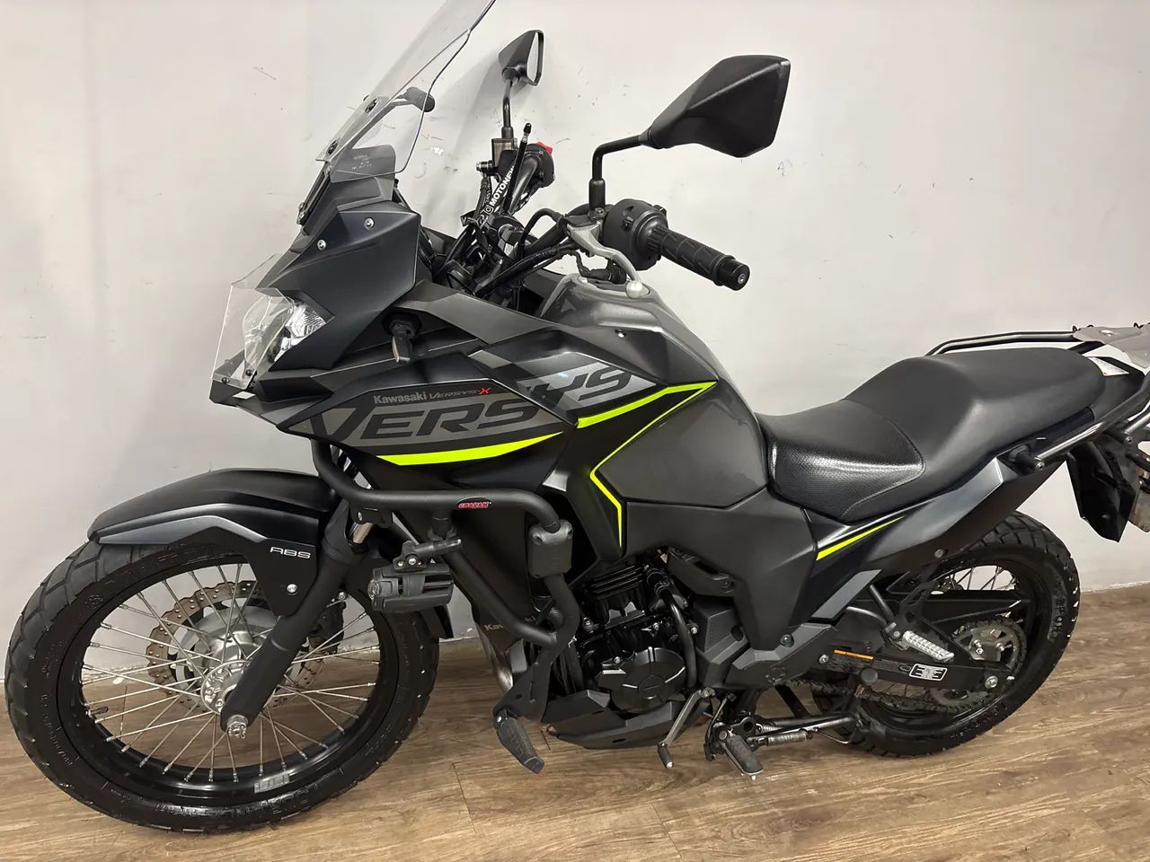 Versys 300 2020 , troco e financio  - Foto 3
