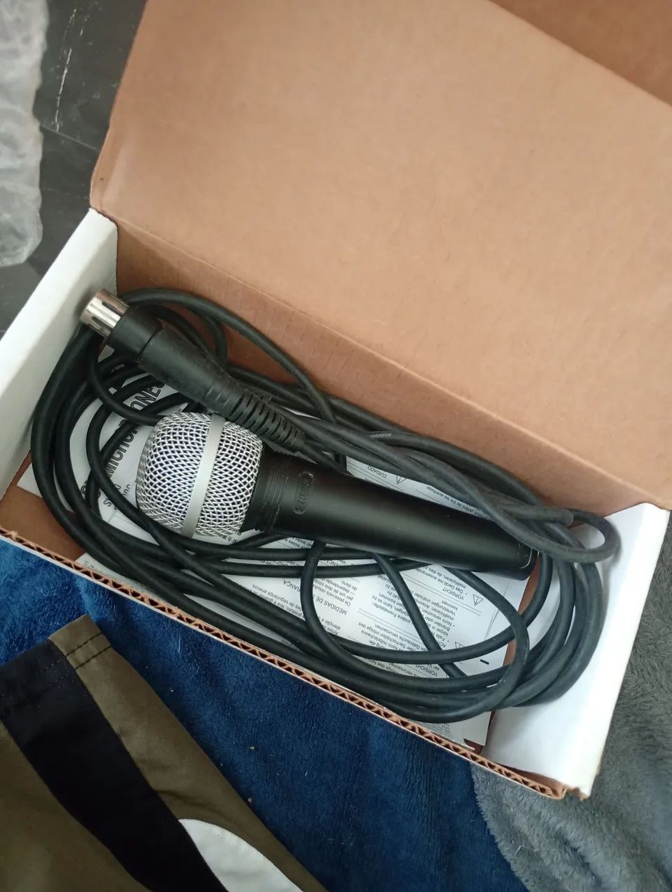 Microfone Profissional Shure Sv100