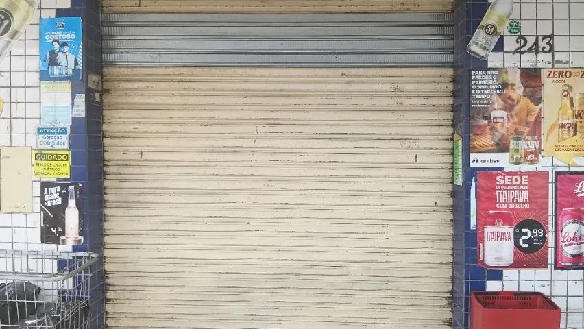 Vende se Porta de Mercado