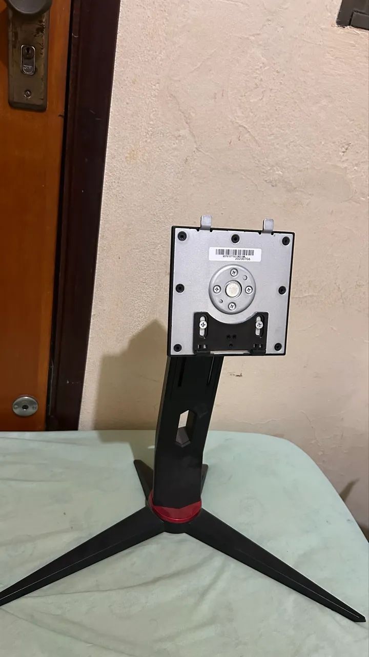 Monitor aoc 24 polegadas 144hz com defeito no display - Foto 5