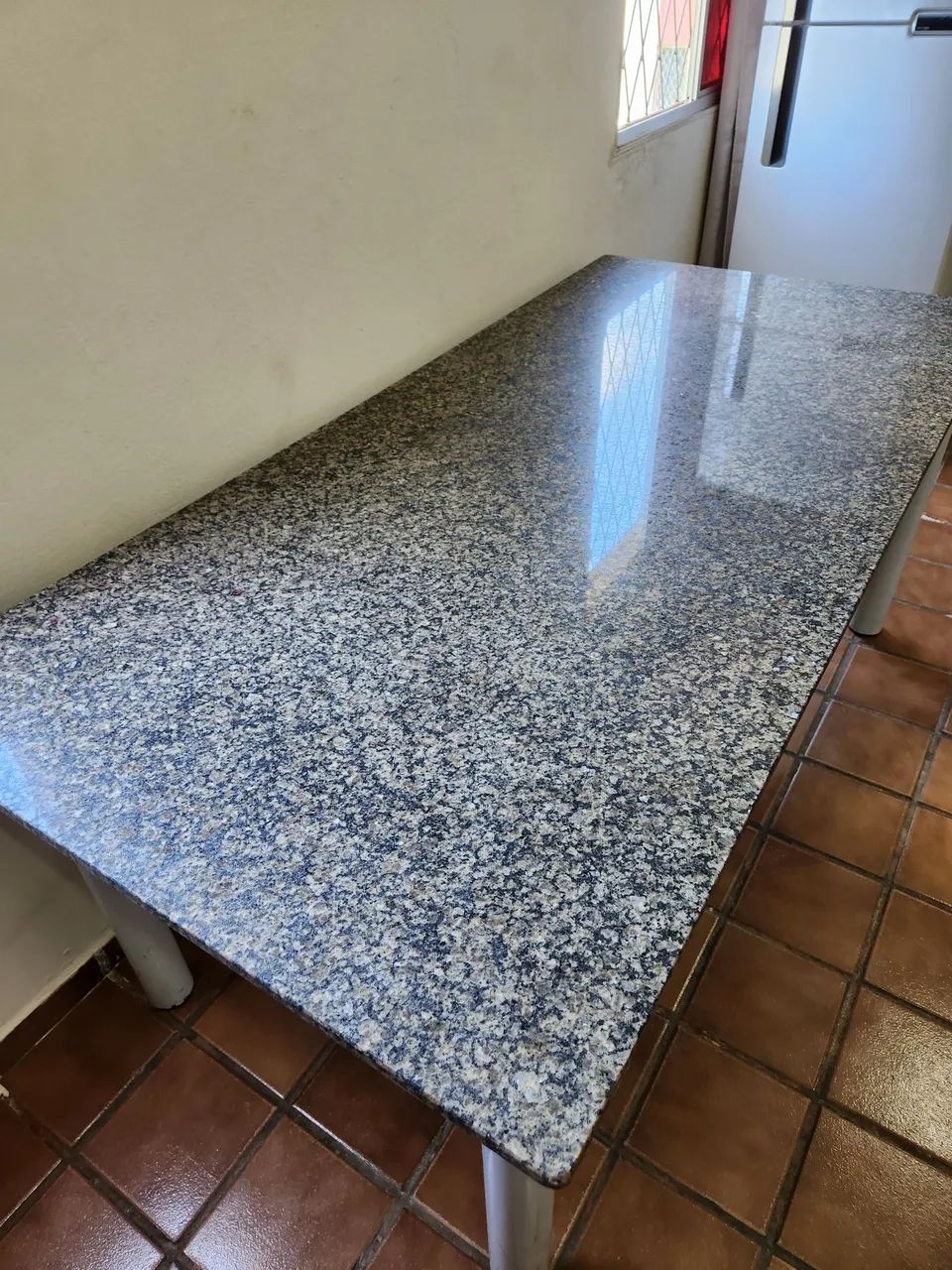 Mesa mármore para 8 cadeiras