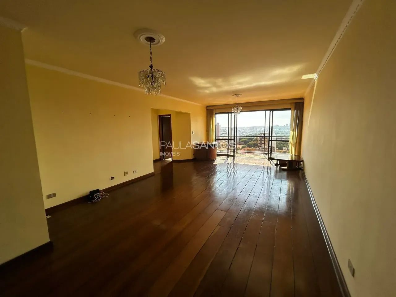 Apartamento de 180 m² para venda e aluguel, com 03 quartos e suite, Centro, Sorocaba, SP