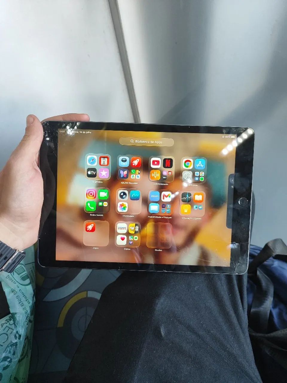 Tablet Iped 9 geração acompanha caneta e teclado  - Foto 2
