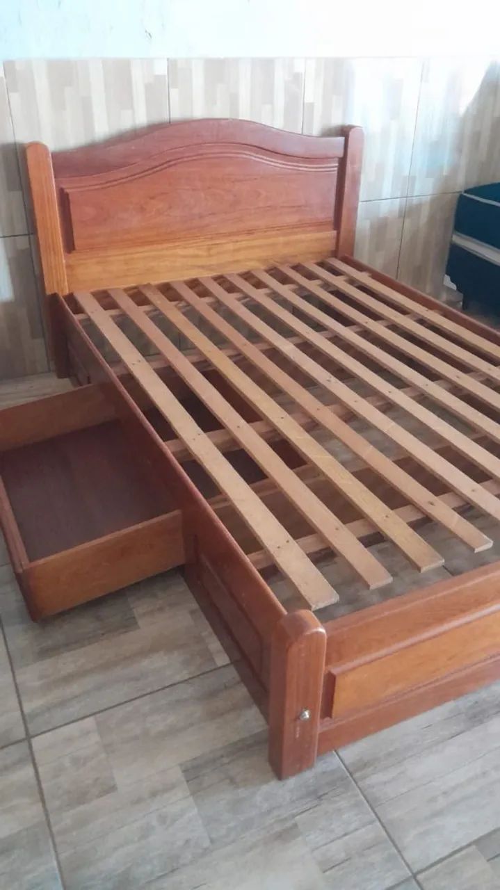 cama de madeira casal com gaveta 
