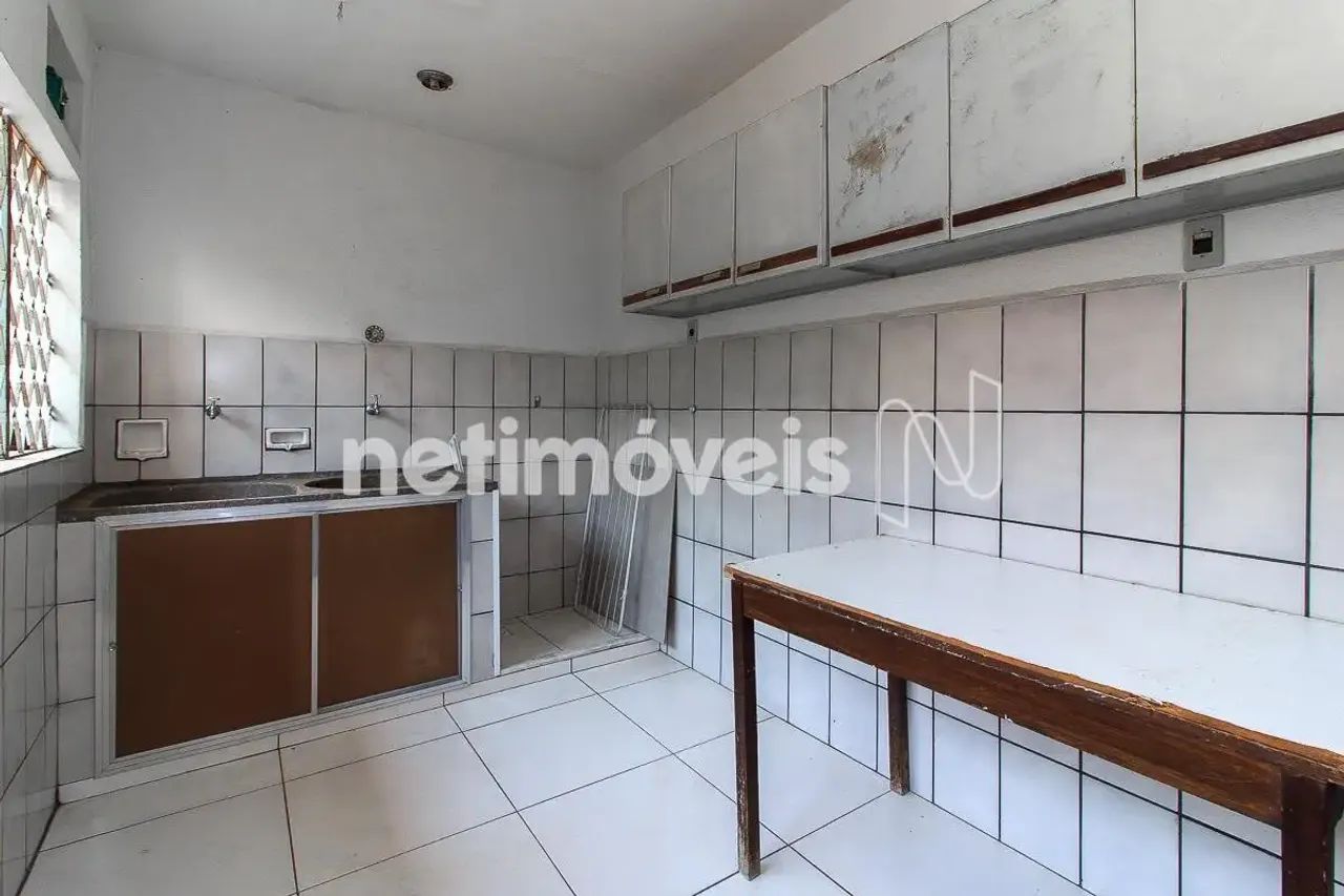 Excelente casa 4 quartos no Carlos Prates - Foto 5