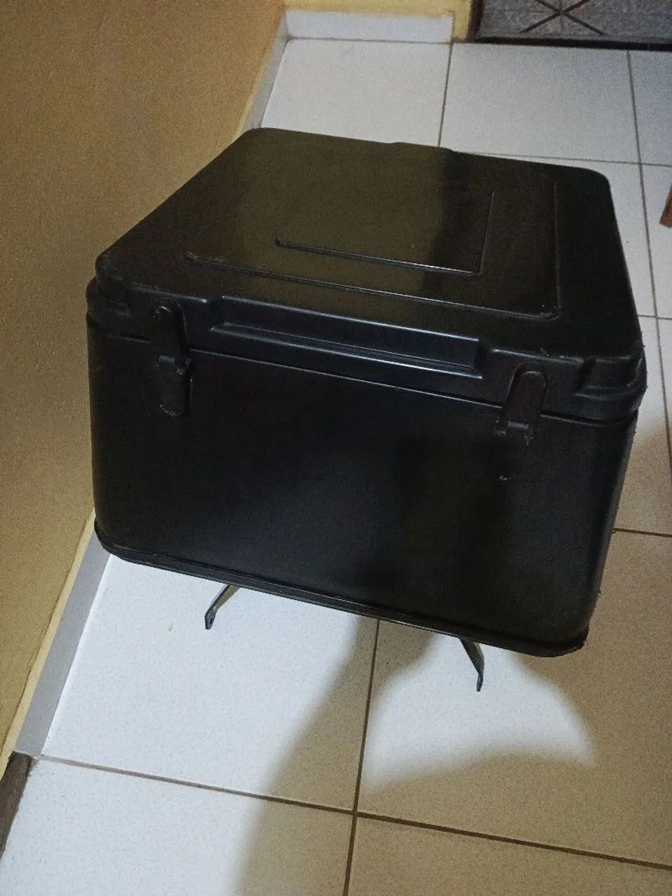 Baú de mottu