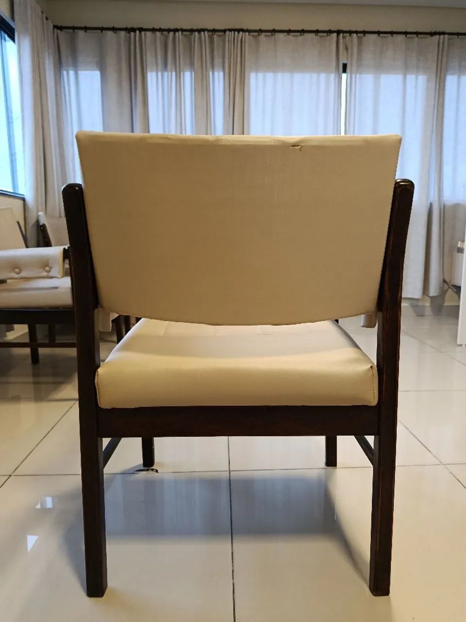 Cadeira de recepção  - Foto 5