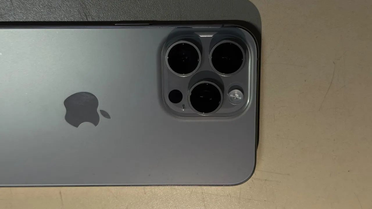 Iphone 15 pro Max 256 91%bateria - Foto 5