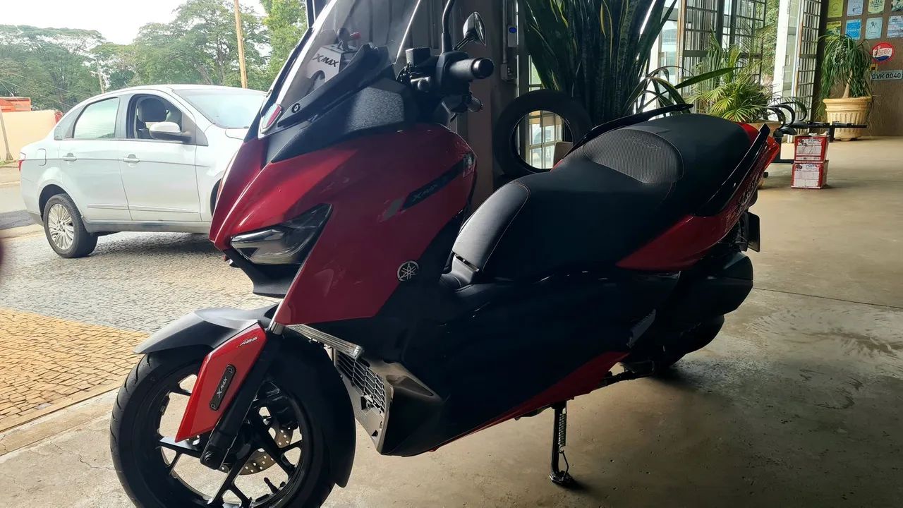 XMAX 250 2024 / 1.200km - Foto 2
