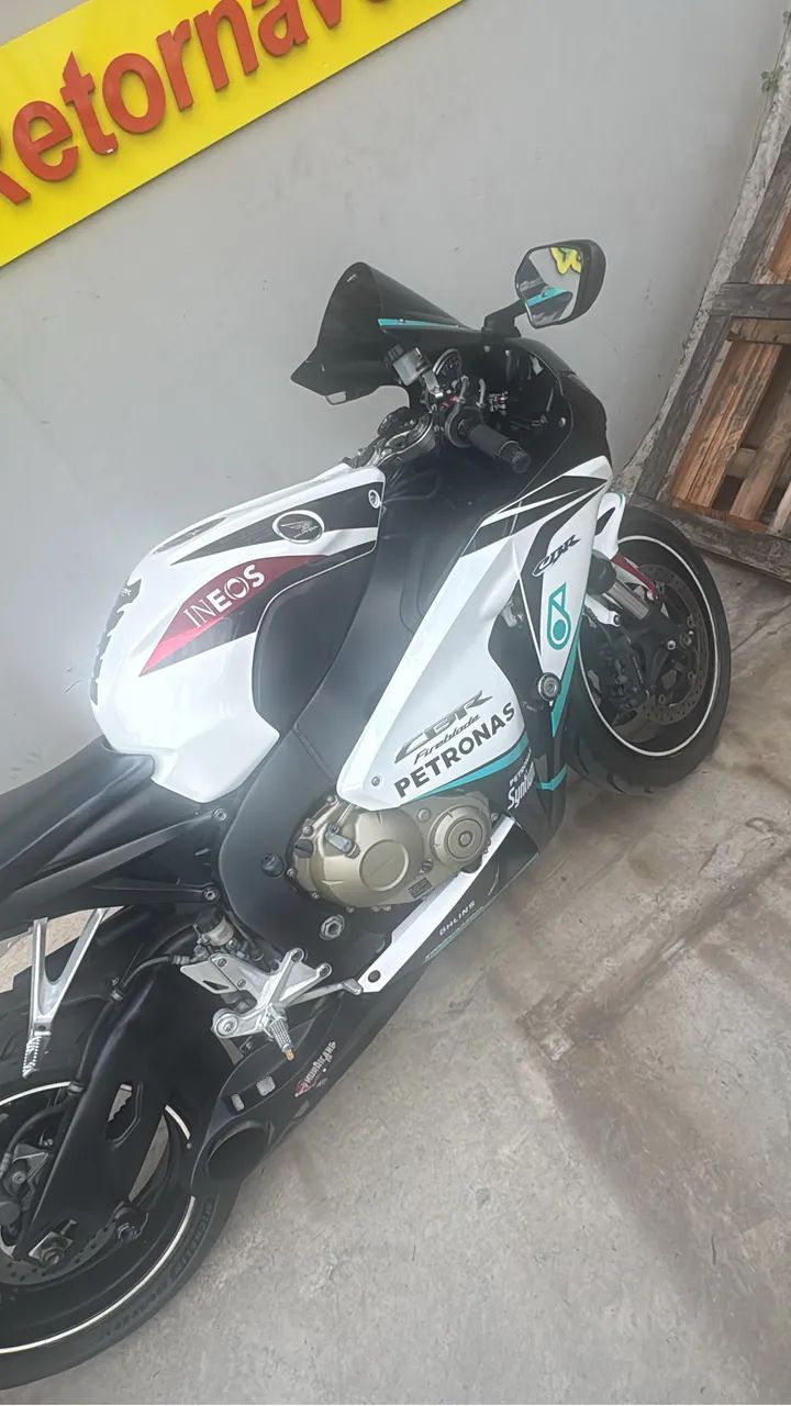 Cbr 1000RR Fireblade  - Foto 4