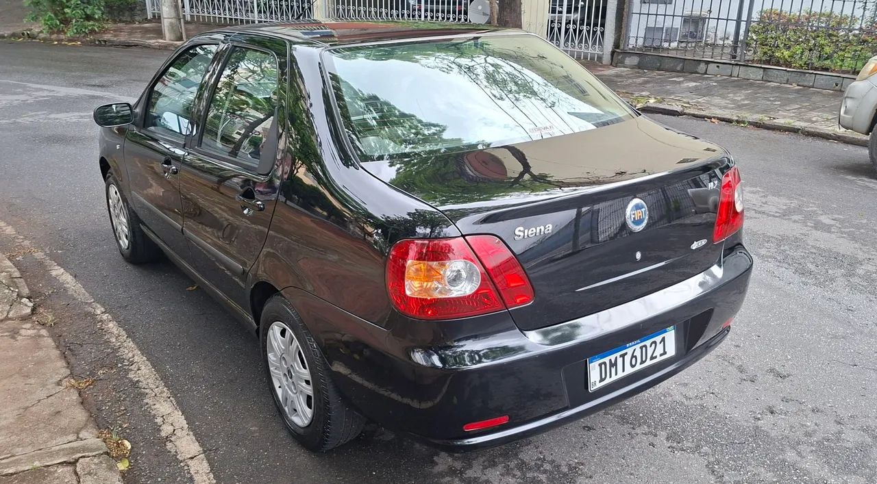 Fiat Siena HLX 1.8 MPI Flex 8V 4P 2005