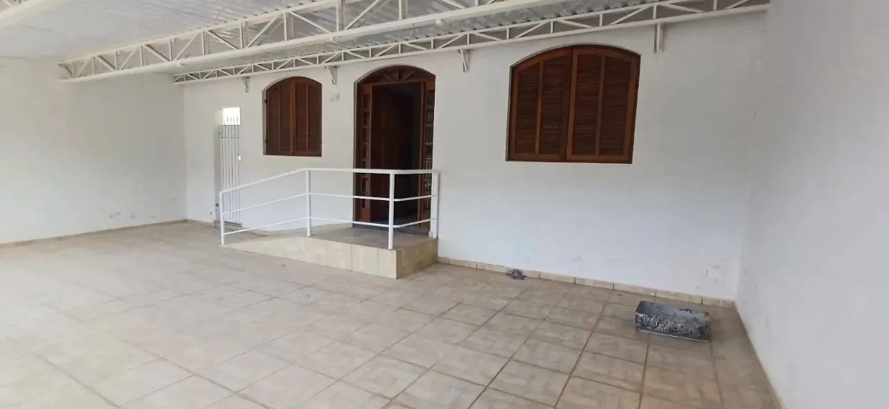 Casa para Venda em Campinas, Jardim Petrópolis, 4 dormitórios, 2 banheiros, 4 vagas