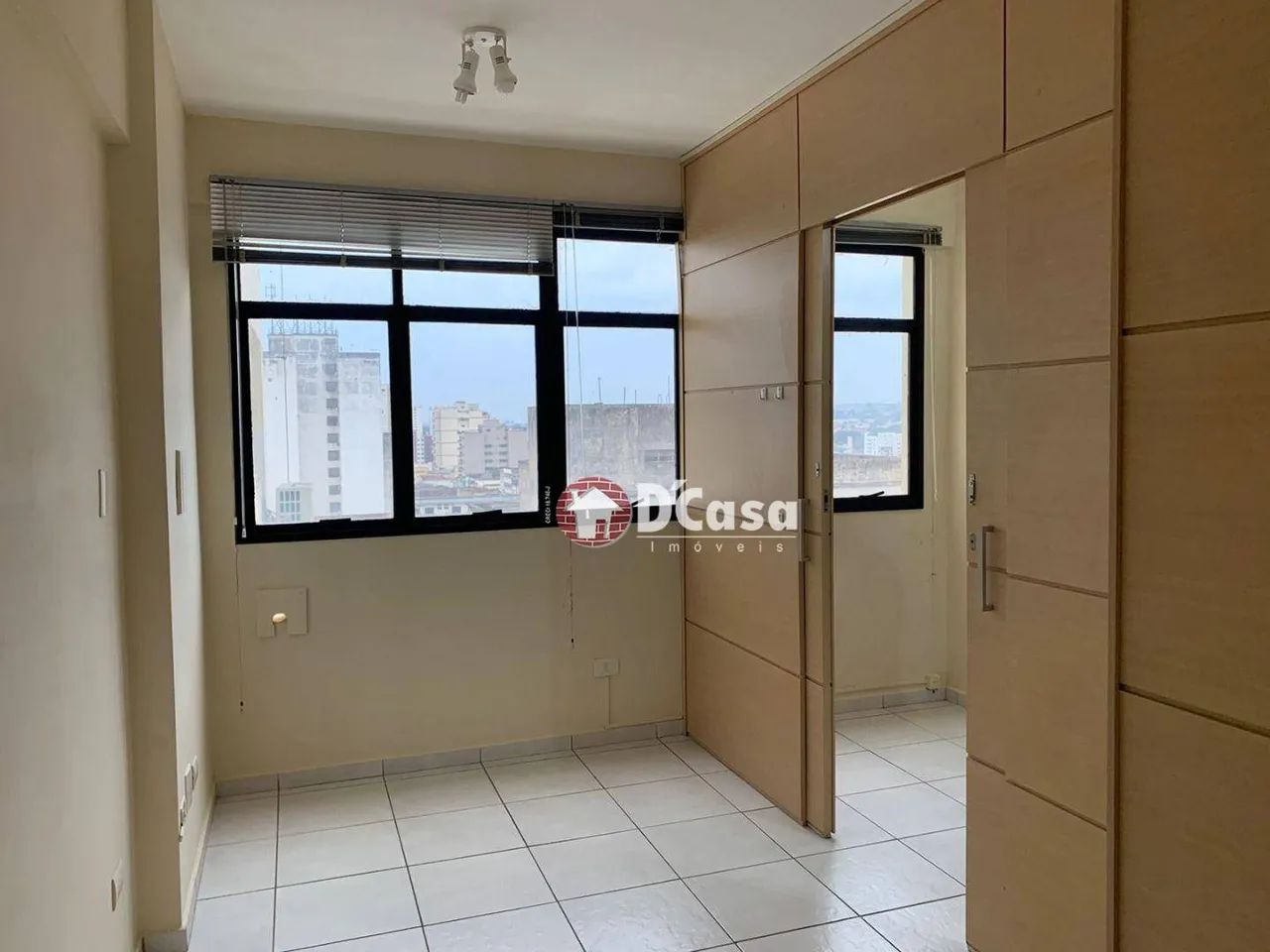 Sala para alugar, 32 m² por R$ 1.856,31/mês - Centro - Taubaté/SP