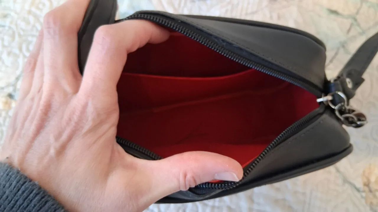 Bolsa transversal preta  - Foto 2