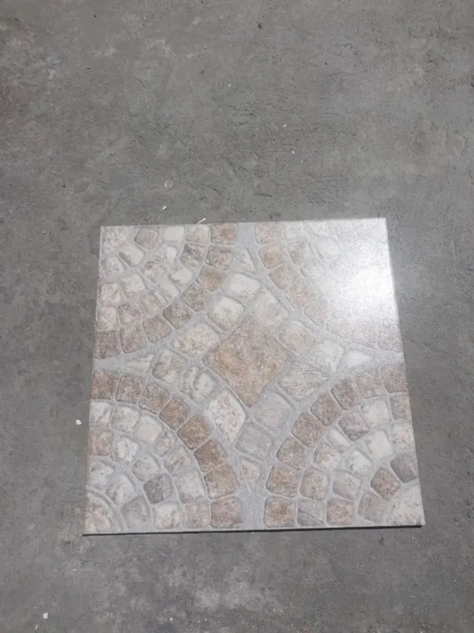 Piso de Ceramica Anti-Derrapante 45x45 - Foto 4