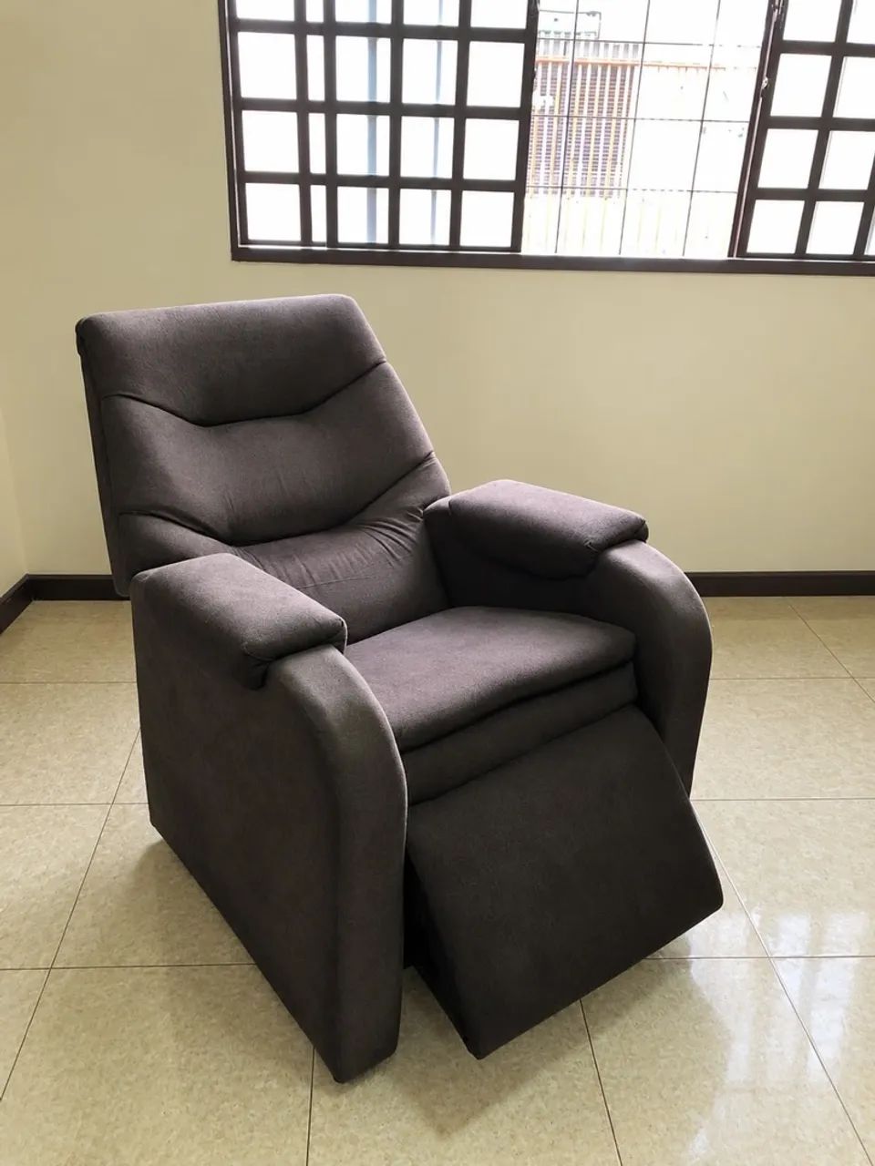 Poltrona reclinável 