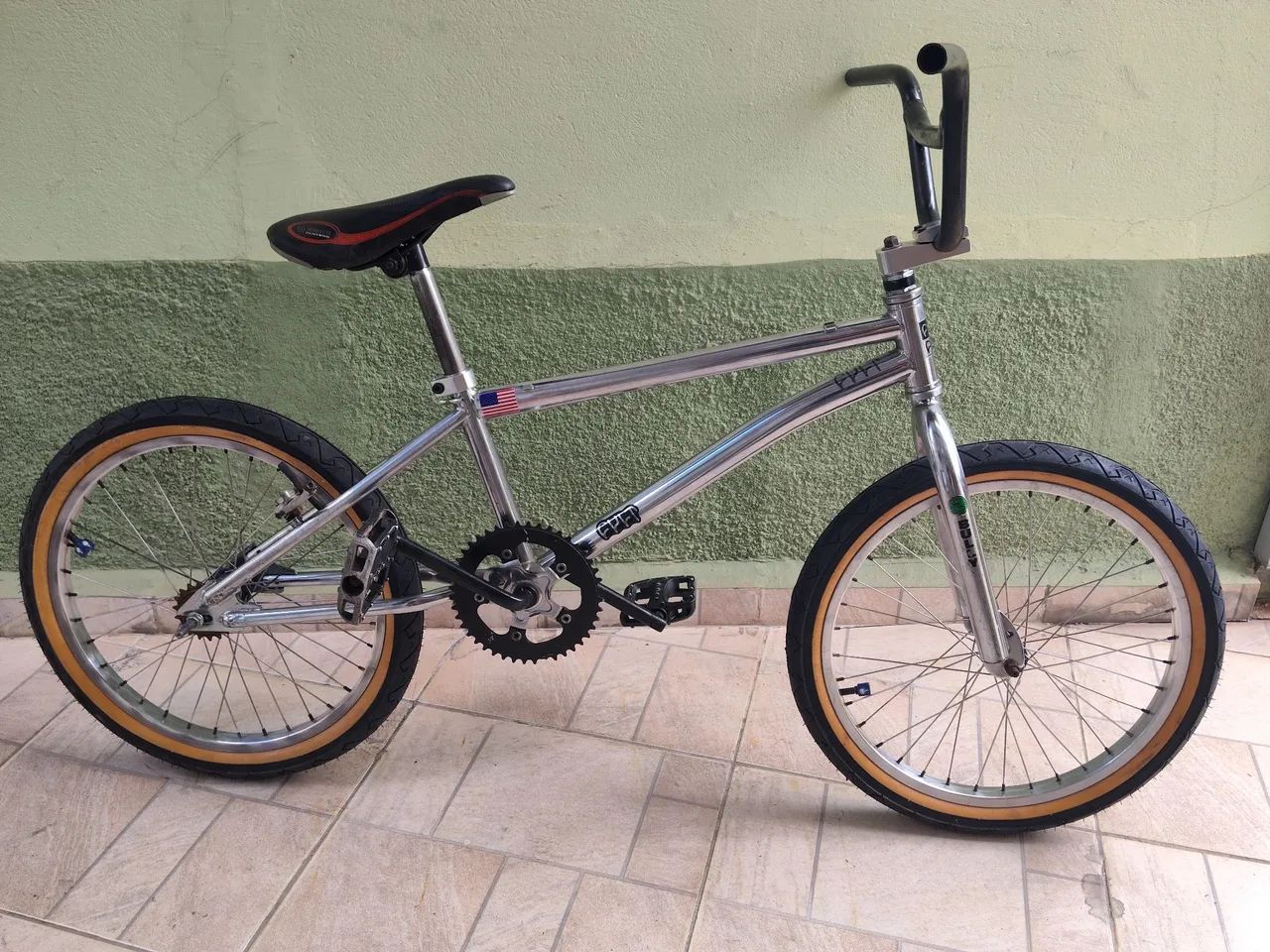 QUADRO Bmx Pró Bully Cx50 ( leia anúncio)