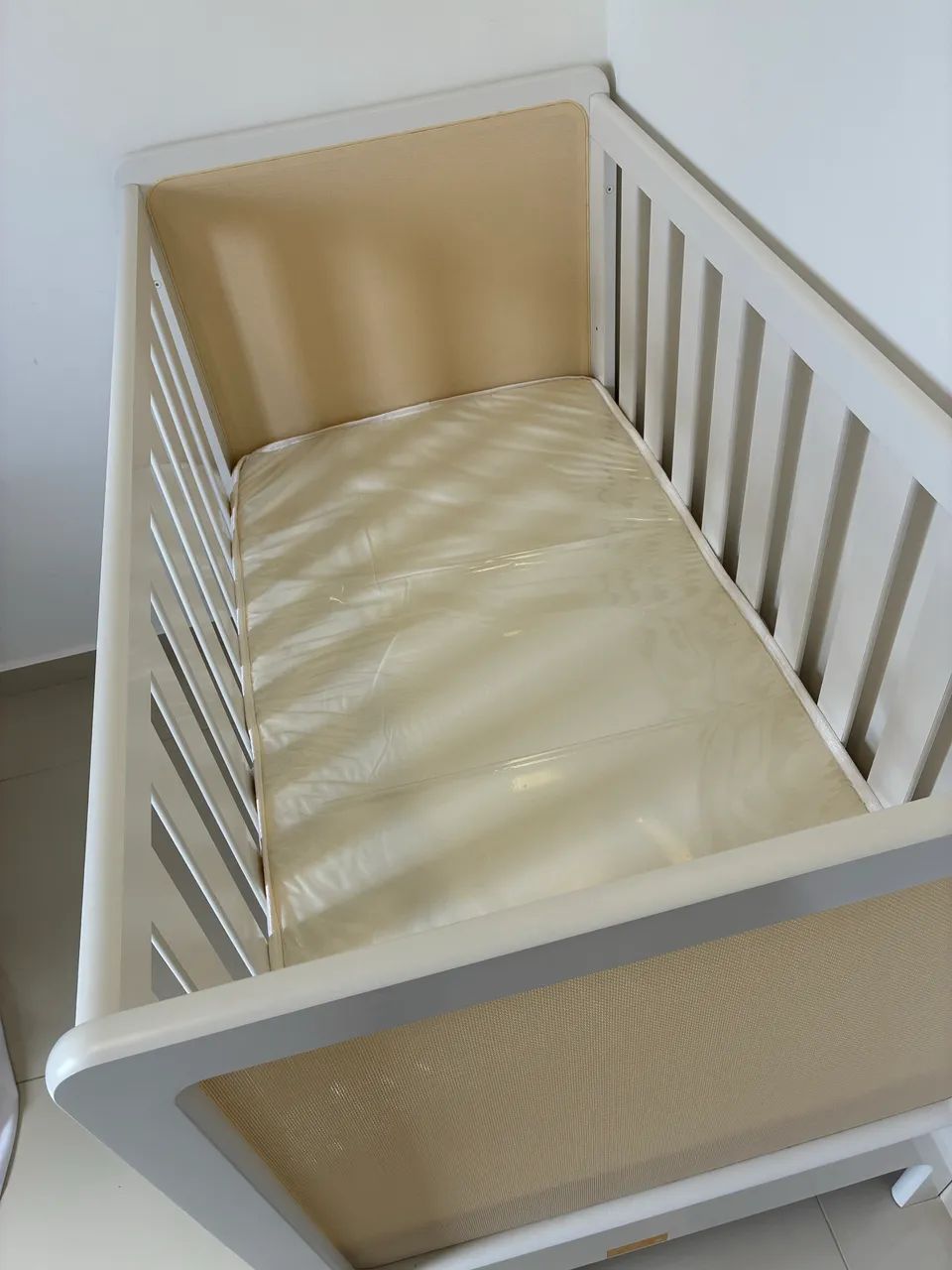 BERÇO BRISA BRANCO COM PALHINHA - Foto 4