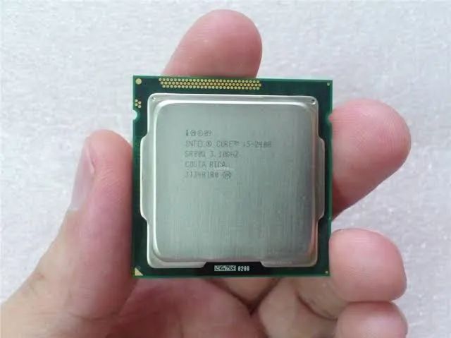 I5 2400 (Funciona apenas com placa de vídeo) 