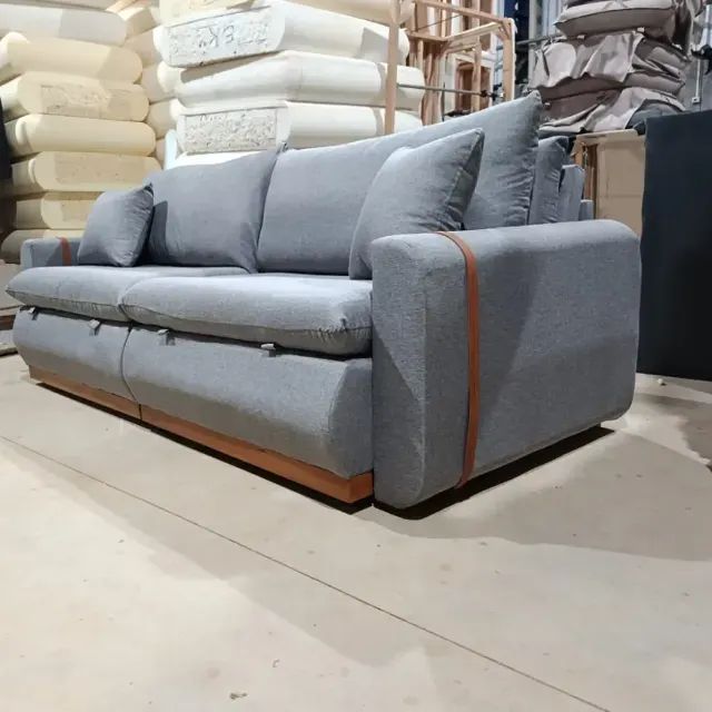 Sofá simples 3 lugares linho