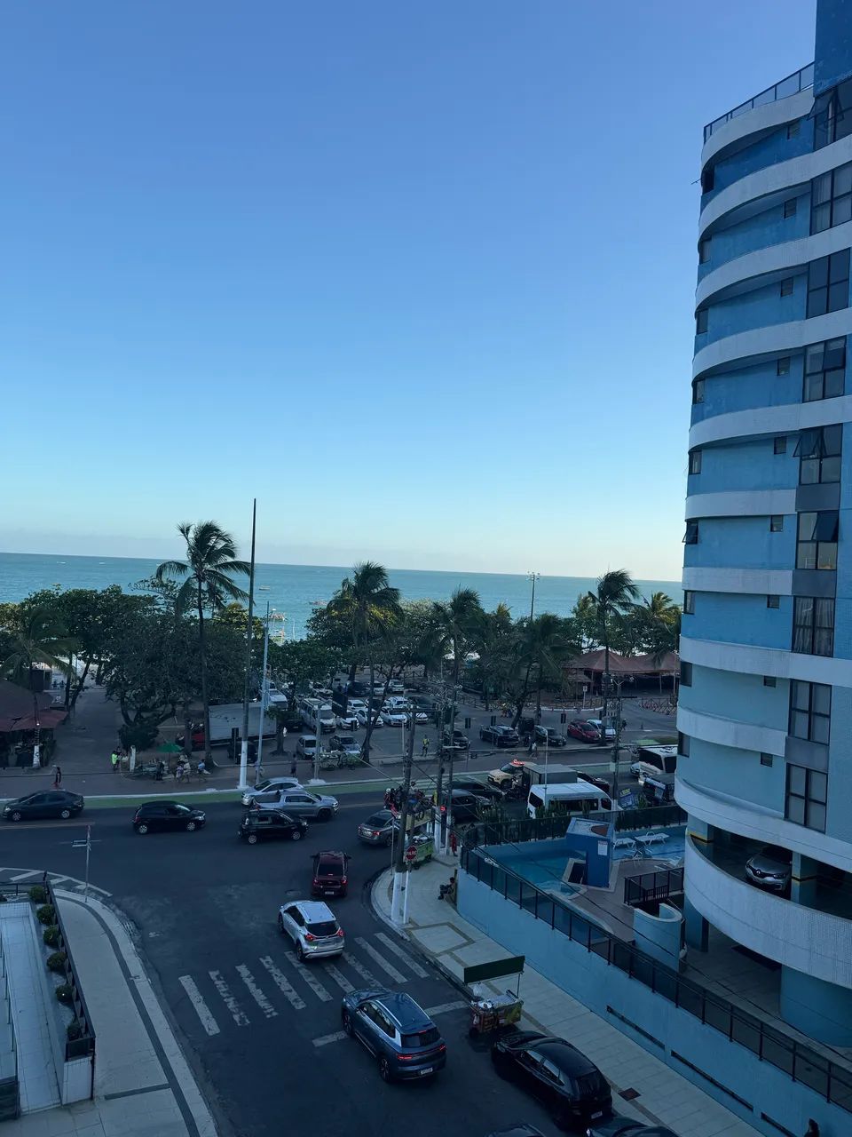 Edificio Neo Pajucara frente Mar quarto e sala 4 hóspedes