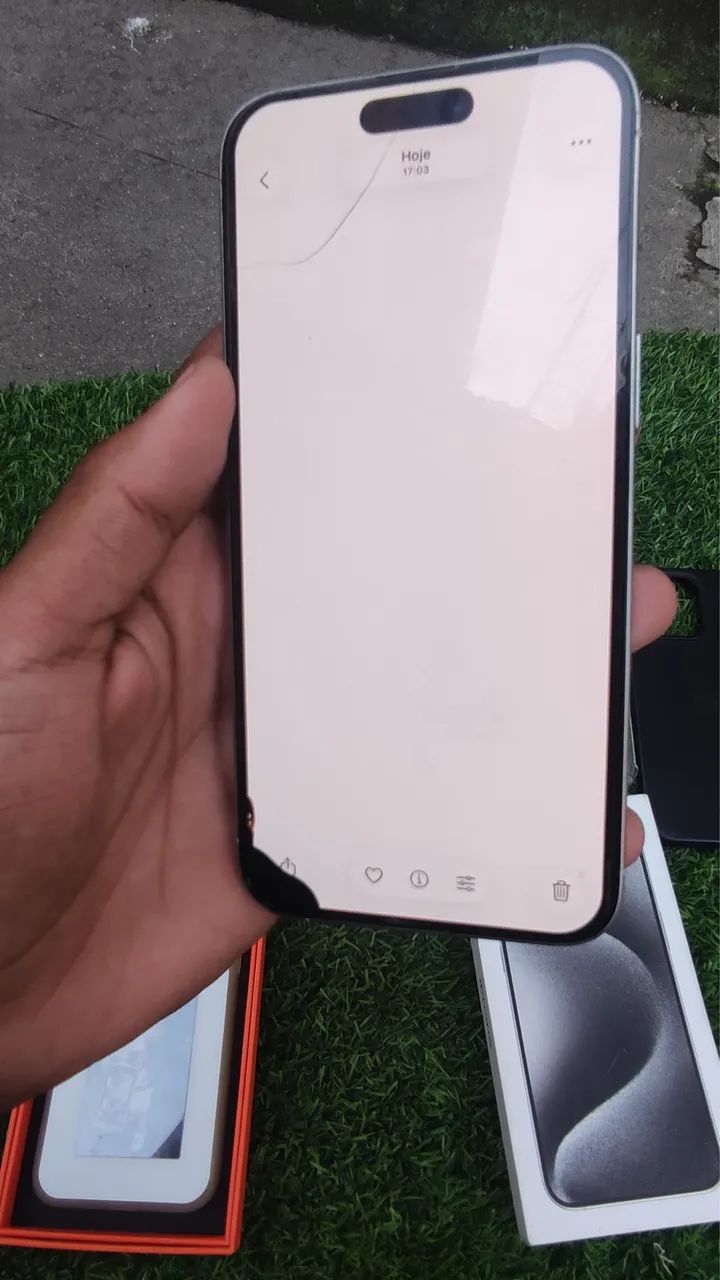 iPhone 15 pro max - Foto 3