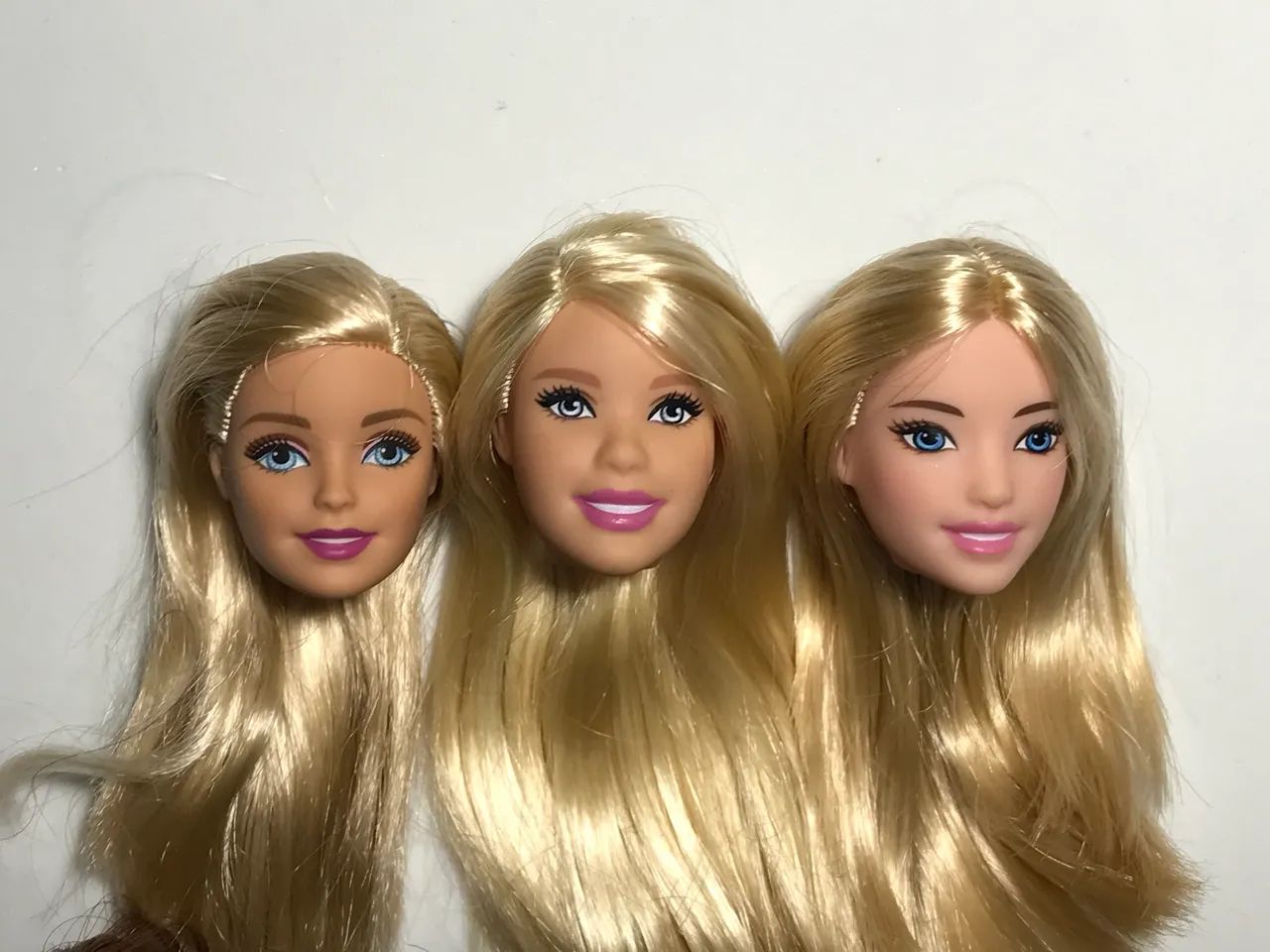 Boneca Barbie - lote de cabeças  - Foto 4