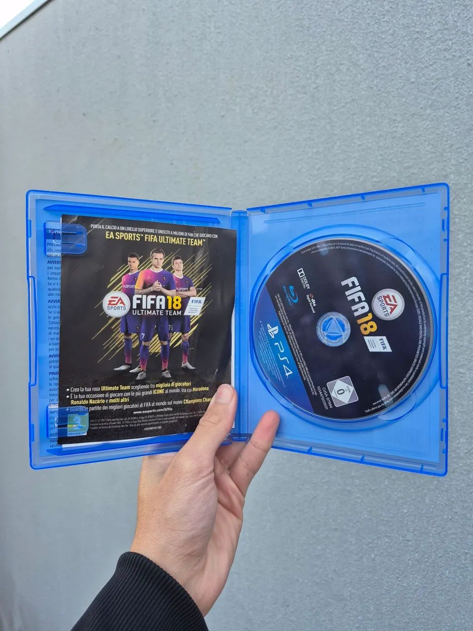 JOGO PS4 - FIFA 18 - Foto 2