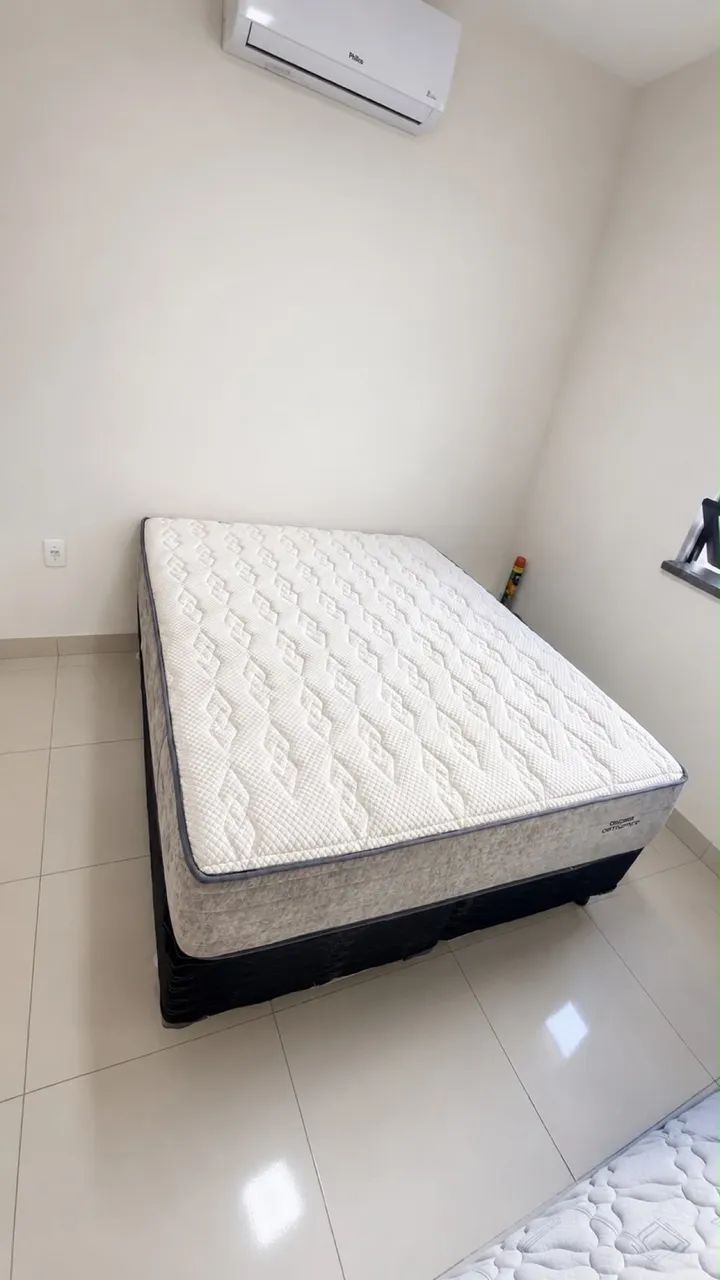 Vendo cama box + colchão Ortobom Queen - Foto 2