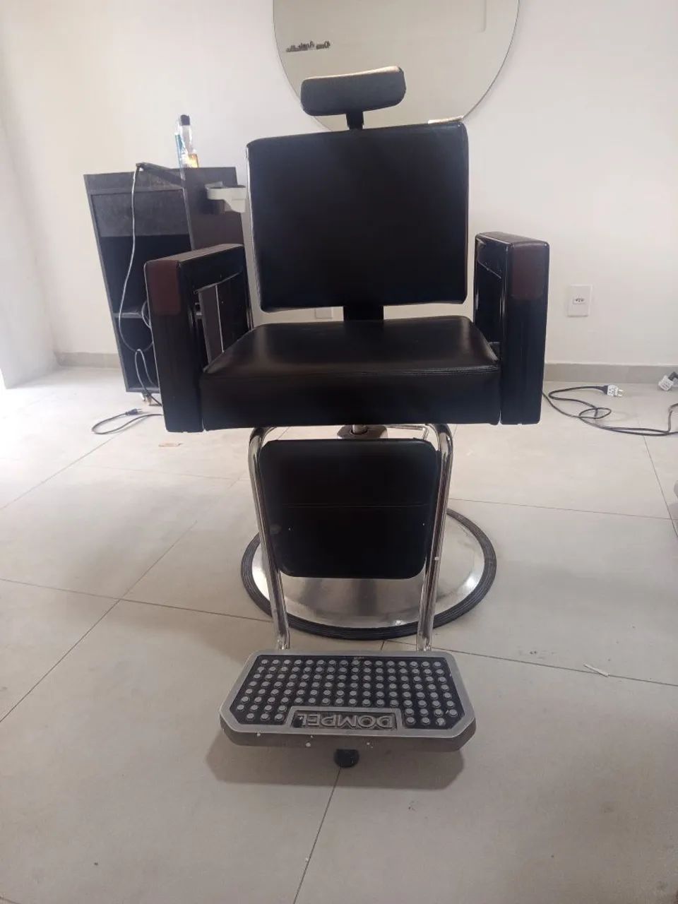 Vendo cadeira de salão de beleza  - Foto 2