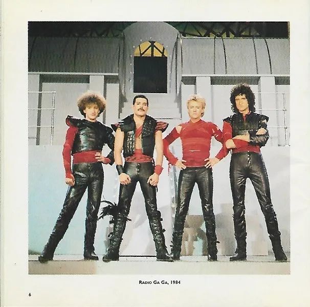 CD  Greatest Hits II - Queen -  Long Play CD - Foto 2