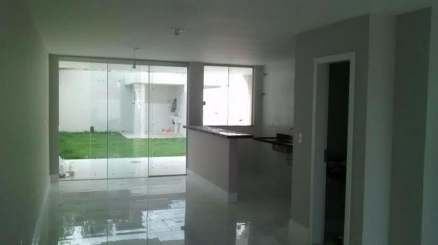 Casa de 132 m² com 3 suítes e 2 vagas em Piratininga - Foto 3