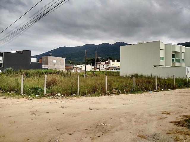 Morretes- Terreno de esquina com 360m², pronto p construir!!!