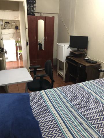 Quarto mobiliado em república - Foto 13