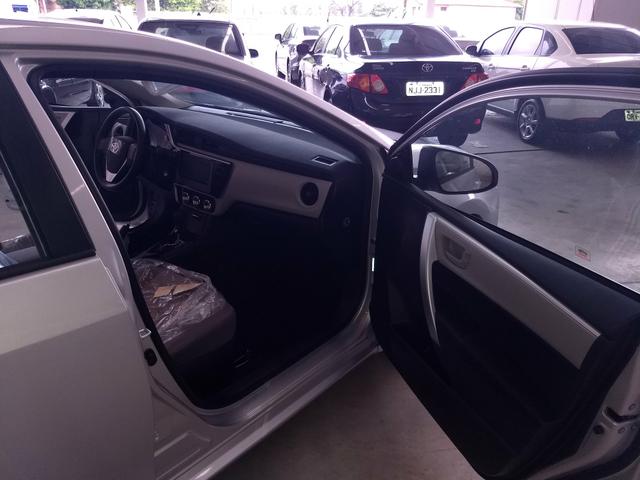 Toyota Corolla Gli 1.8 automatico ano 2019 zero km - Foto 11