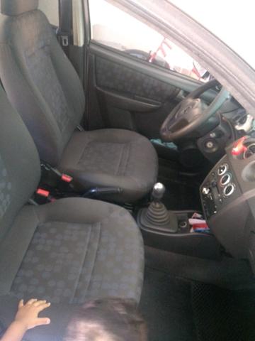 Celta 1.0 VHC Super flex Completo, baixa km - Foto 6