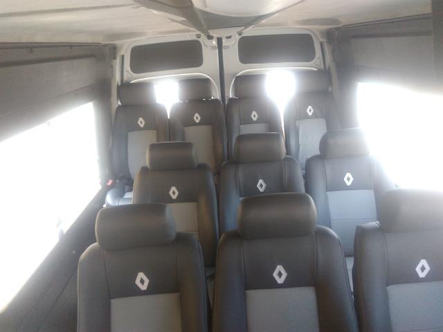 Renault Master 2.5 - 16 Lugares - Ano 2009 - R$ 52.000,00 - Foto 9