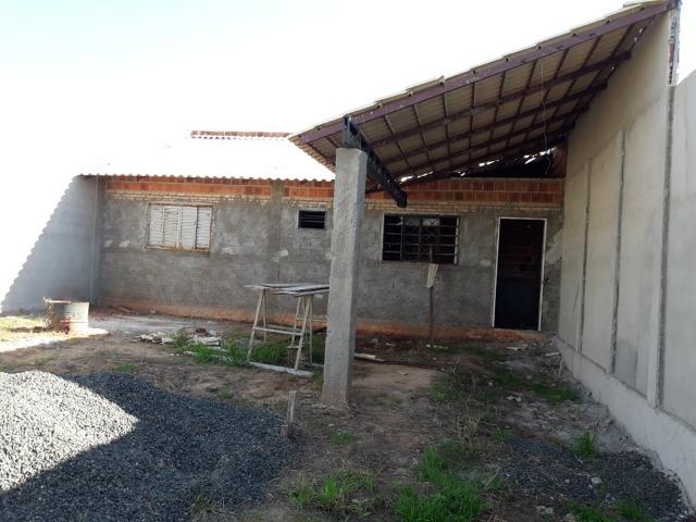 Casa em construçao ,terreno a pagar - Foto 4