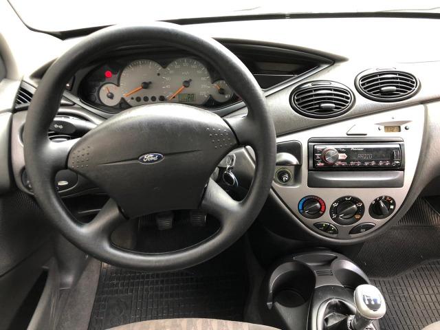 Focus sedan 1.6 - Foto 7