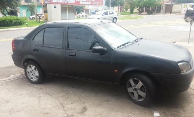 Vende-se Ford Fiesta street