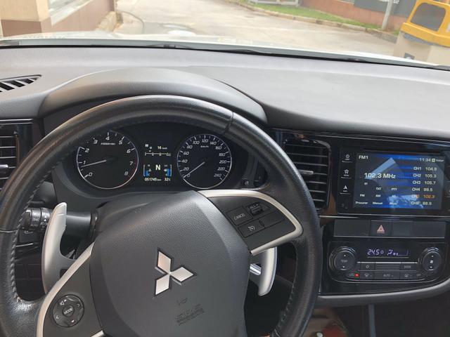 Mitsubishi Outlander - Foto 3