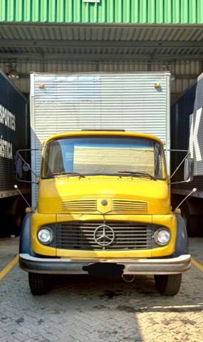 MERCEDES-BENZ 1113 82