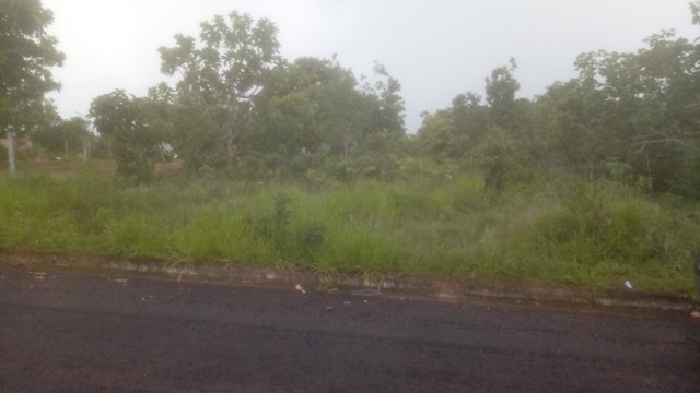 Oportunidade Excelente lote de 1.000 metros no loteamento da Lagoa Quente com toda infrae