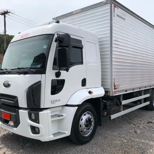 CAMINHÃO FORD CARGO 1723