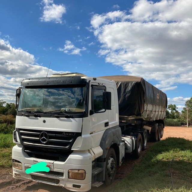 MERCEDES BENZ 2540 ANO 2007