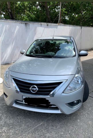 NISSAN VERSA ÚNICO DONO