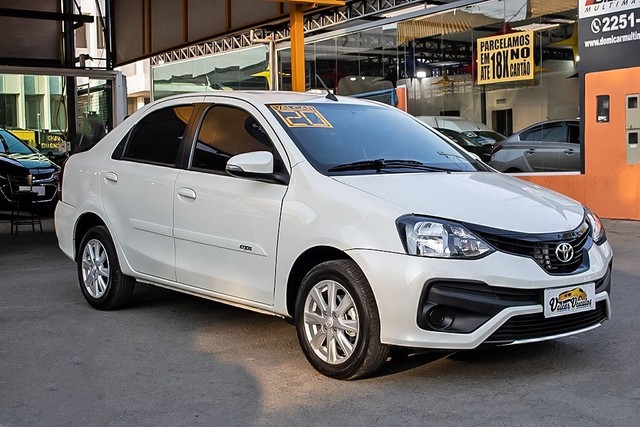 TOYOTA ETIOS 1.5 X PLUS SEDAN 16V 2020